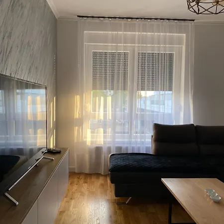 Apartman Mila شقة *